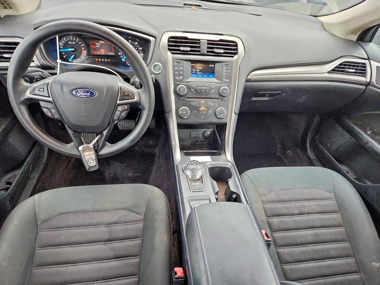 2017 FORD FUSION SE photo 8