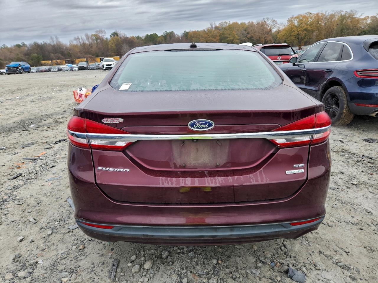 2017 FORD FUSION SE photo 6
