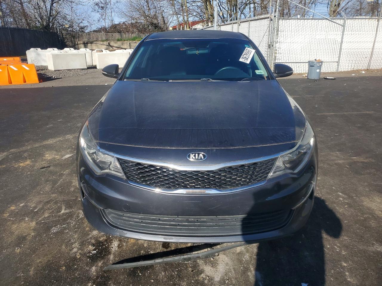 2016 KIA OPTIMA LX photo 5