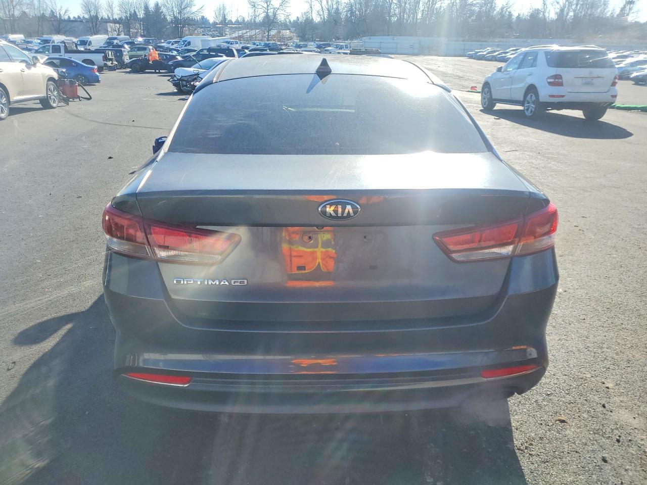 2016 KIA OPTIMA LX photo 6