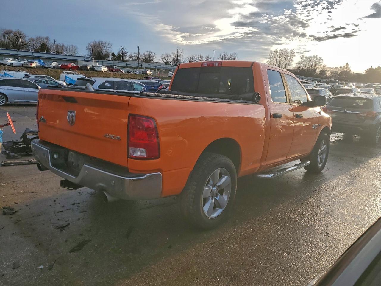 2017 RAM 1500 SLT photo 5