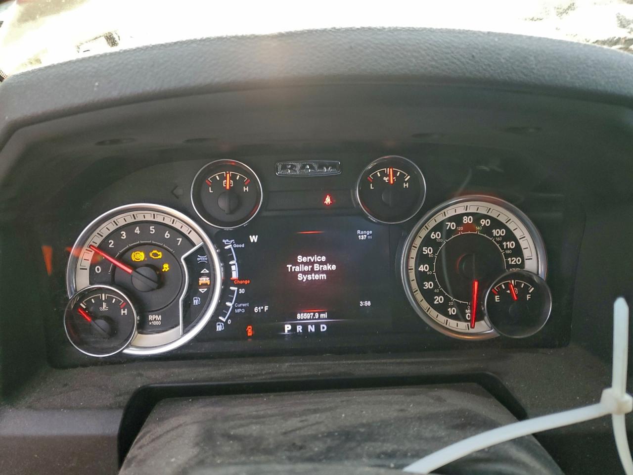 2017 RAM 1500 SLT photo 17