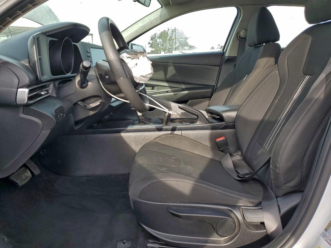 2021 HYUNDAI ELANTRA SEL photo 7