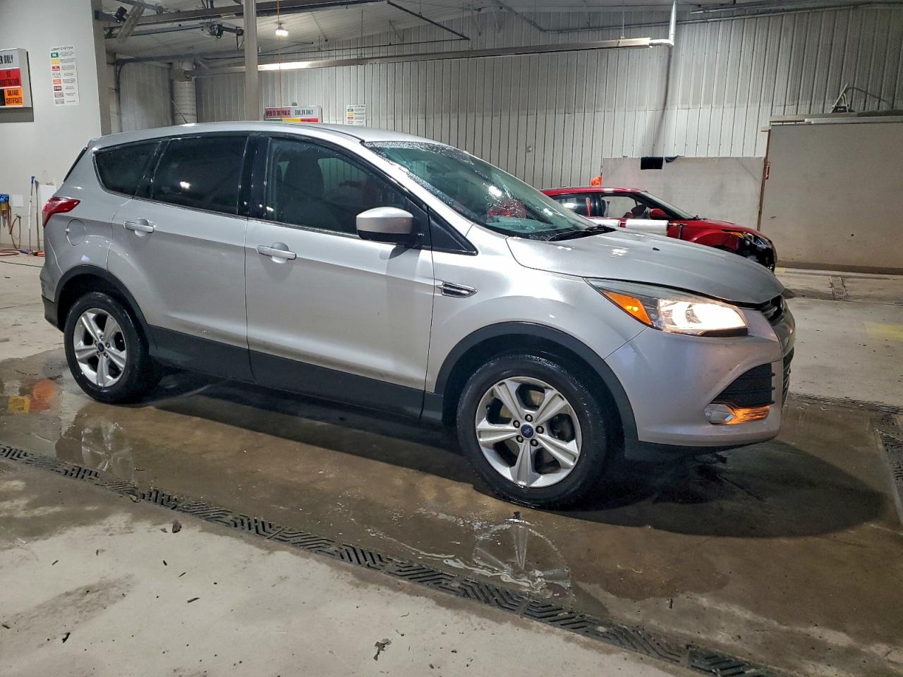 2015 FORD ESCAPE SE photo 4