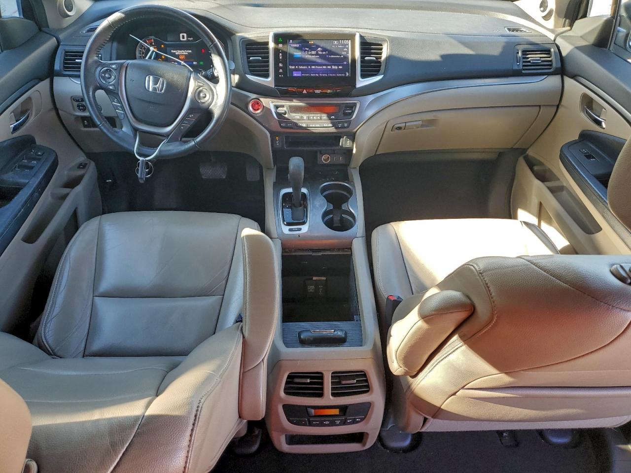 2016 HONDA PILOT EXL photo 8