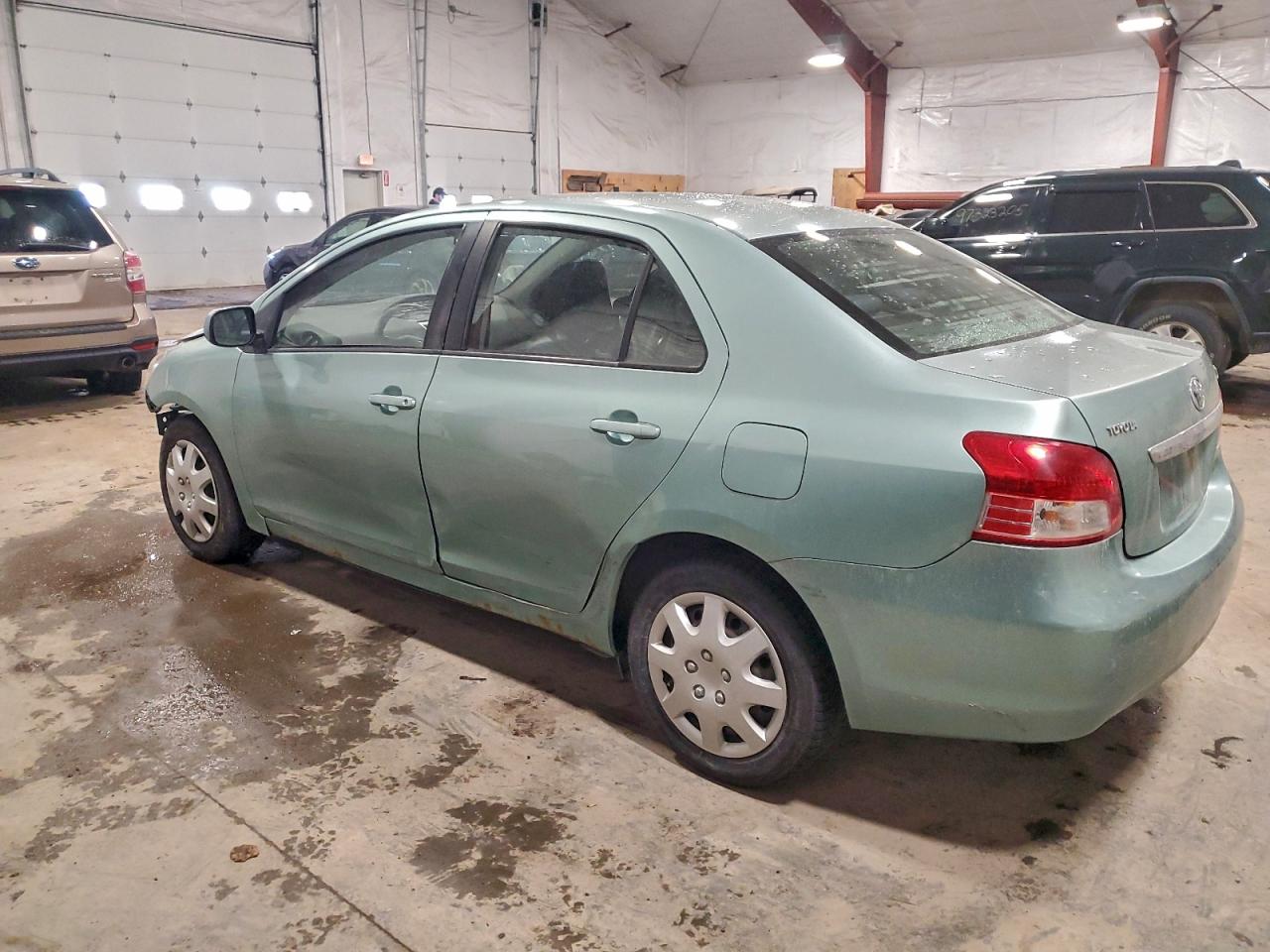 2008 TOYOTA YARIS photo 2