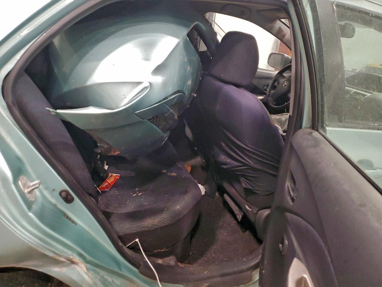 2008 TOYOTA YARIS photo 10