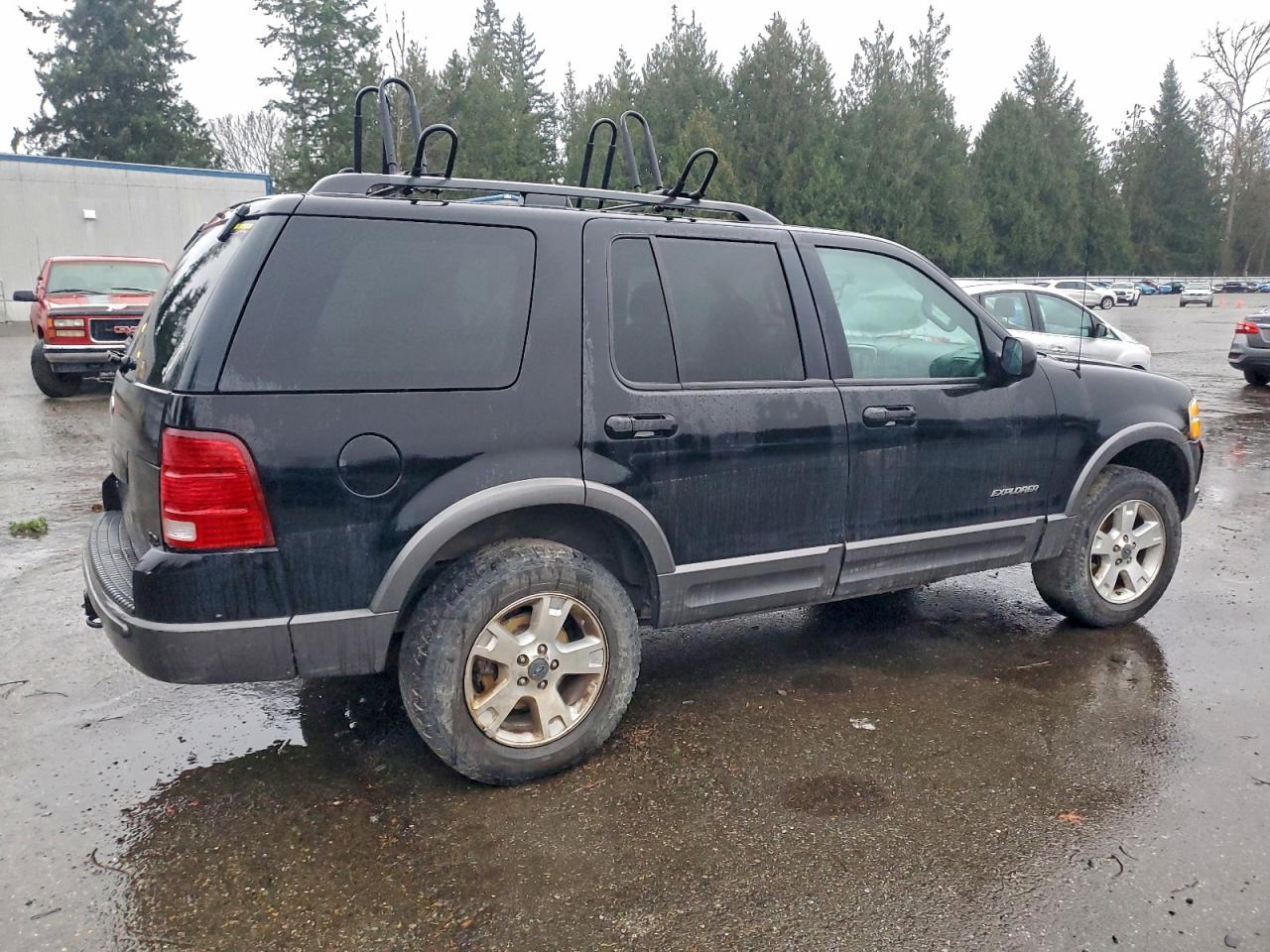 2004 FORD EXPLORER XLT photo 3