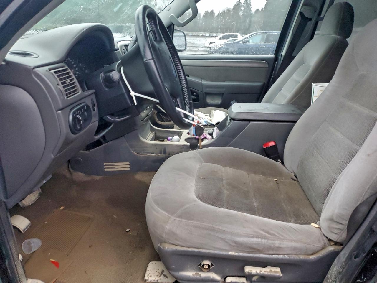 2004 FORD EXPLORER XLT photo 7