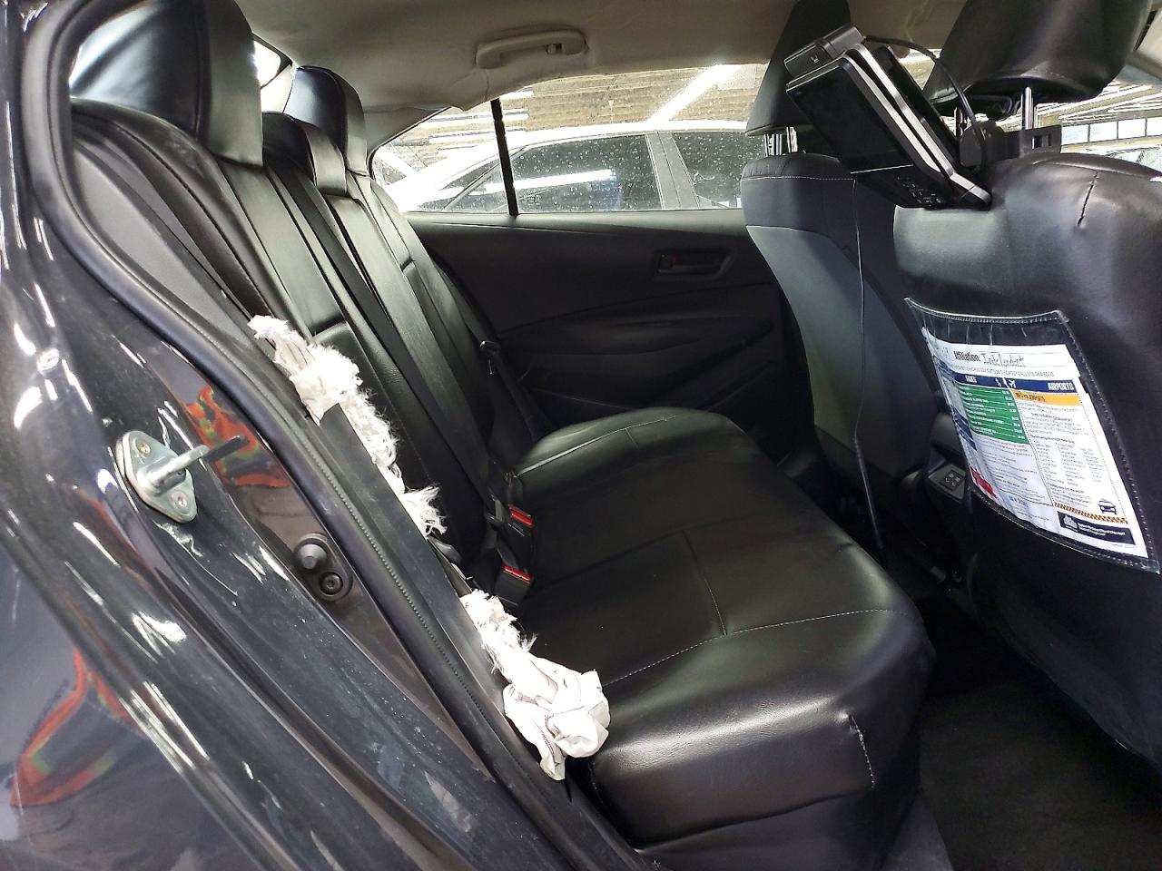2025 TOYOTA COROLLA photo 10