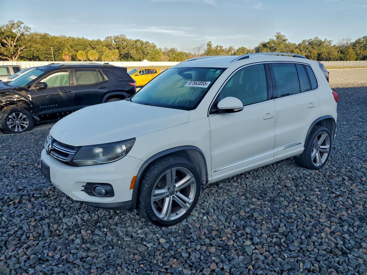 2016 VOLKSWAGEN TIGUAN