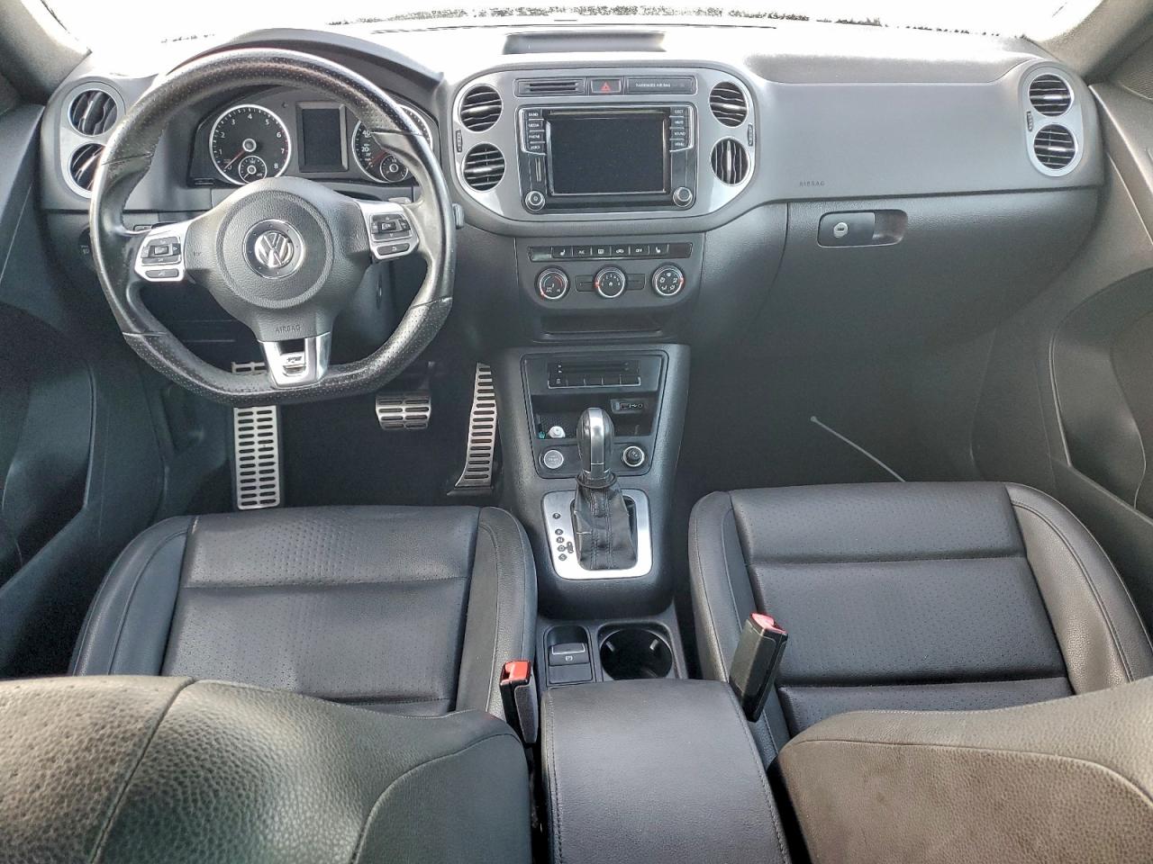2016 VOLKSWAGEN TIGUAN S photo 8