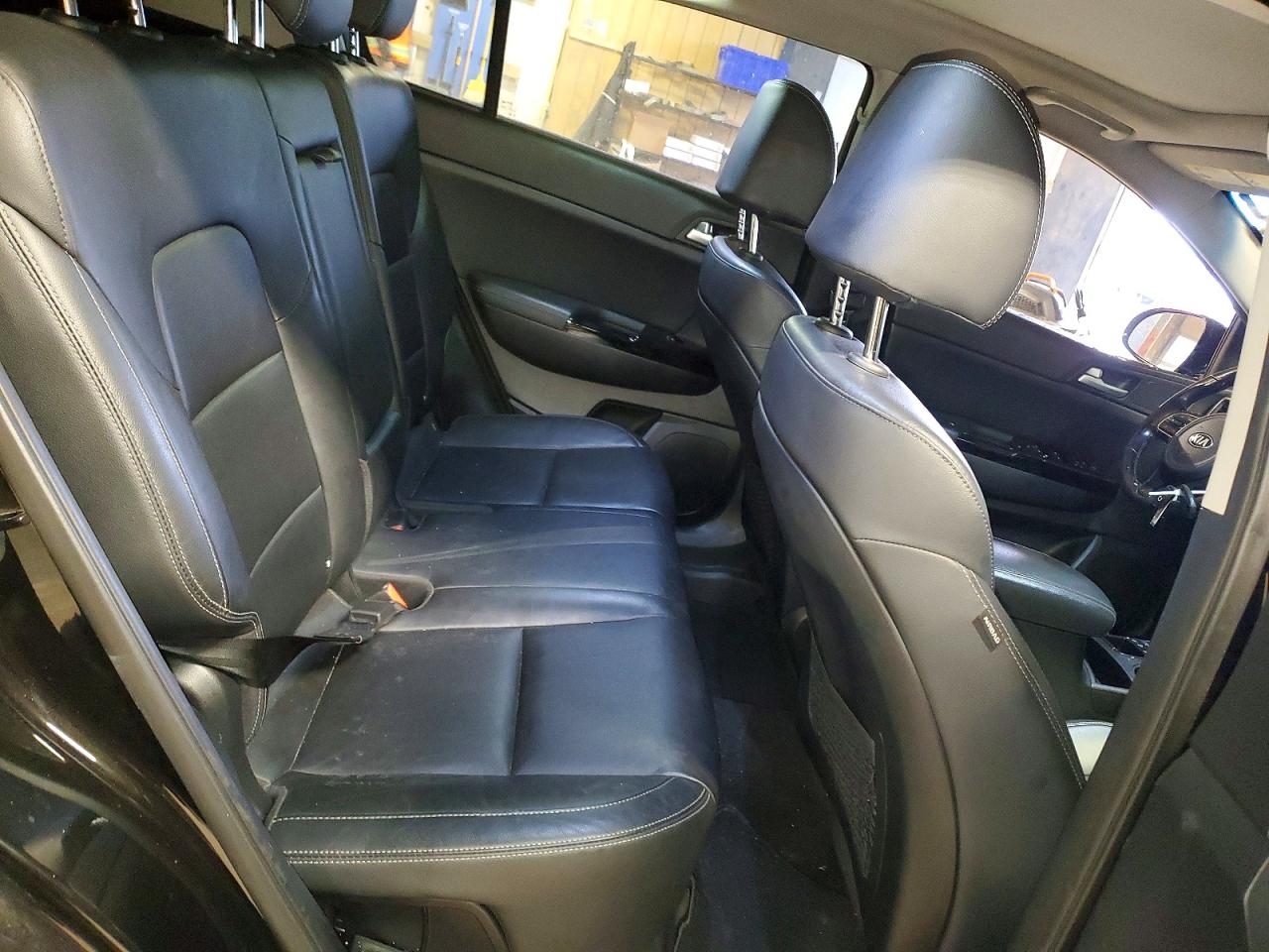 2018 KIA SPORTAGE EX photo 11