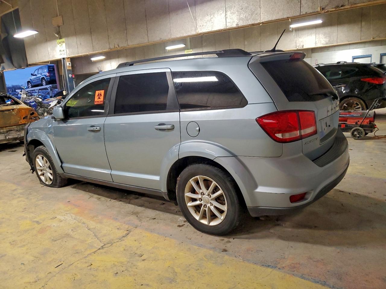 2013 DODGE JOURNEY SXT photo 2