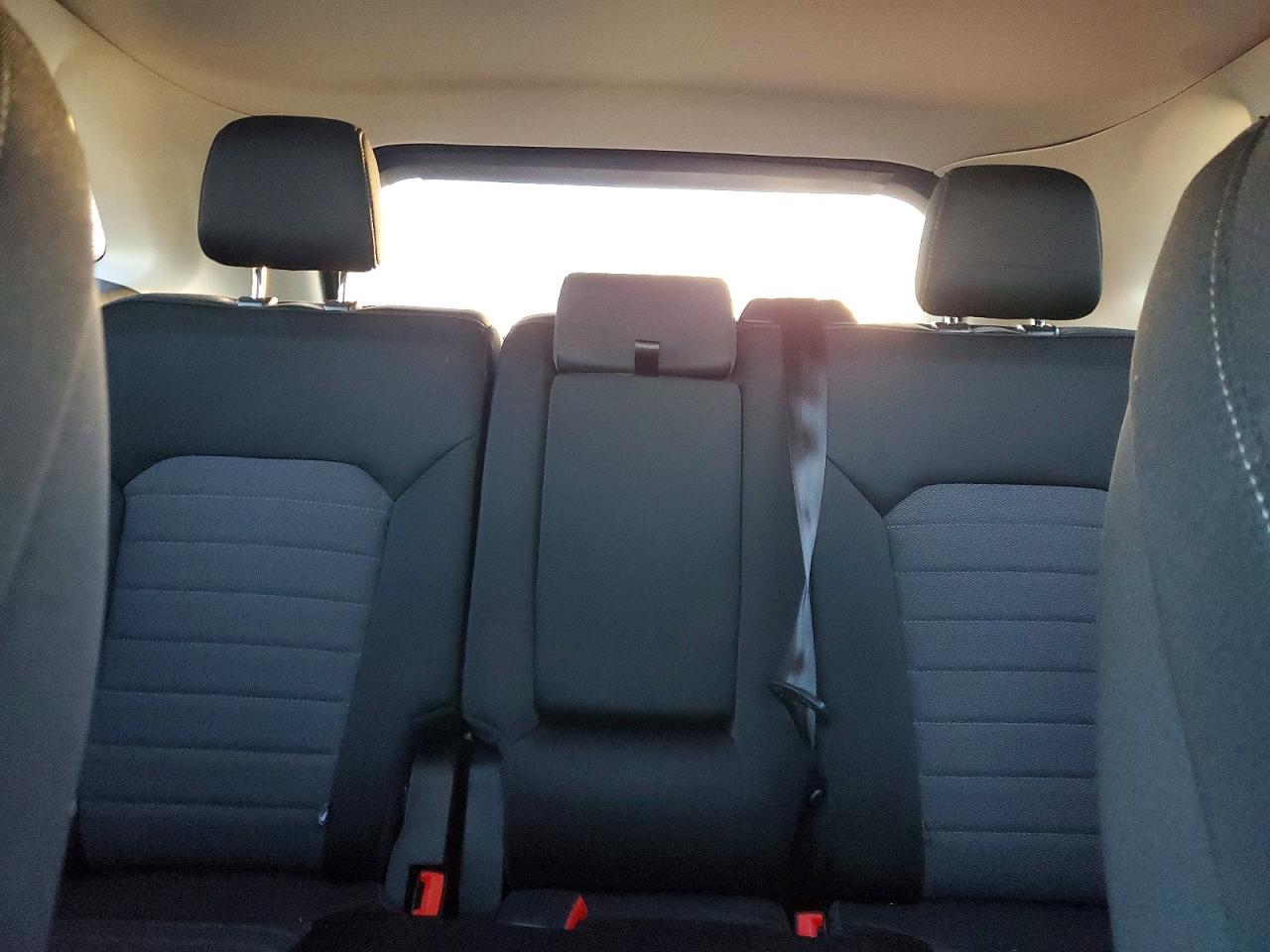 2020 FORD EDGE SE photo 19