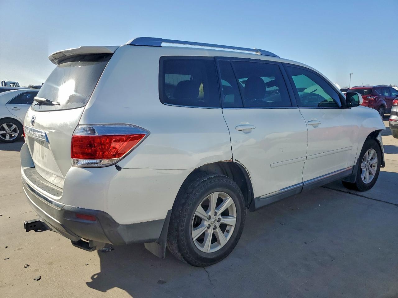 2012 TOYOTA HIGHLANDER BASE photo 3