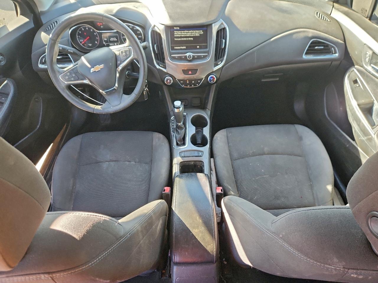 2019 CHEVROLET CRUZE LT photo 8