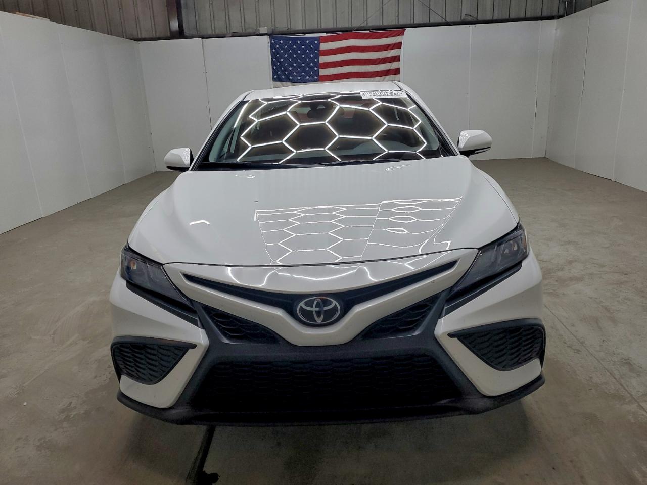 2024 TOYOTA CAMRY SE NIGHT SHADE photo 5