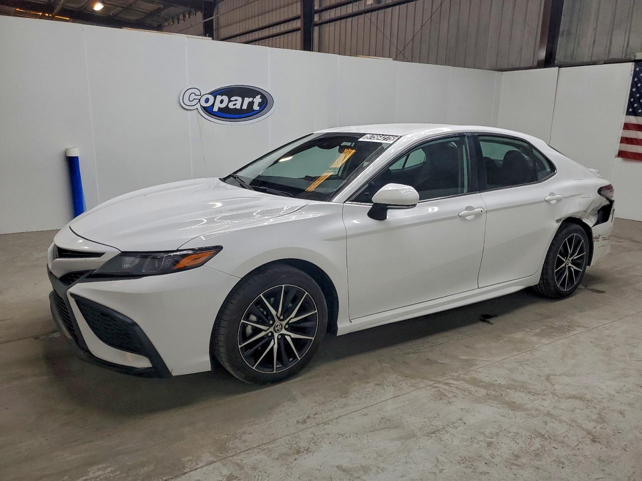 2024 TOYOTA CAMRY