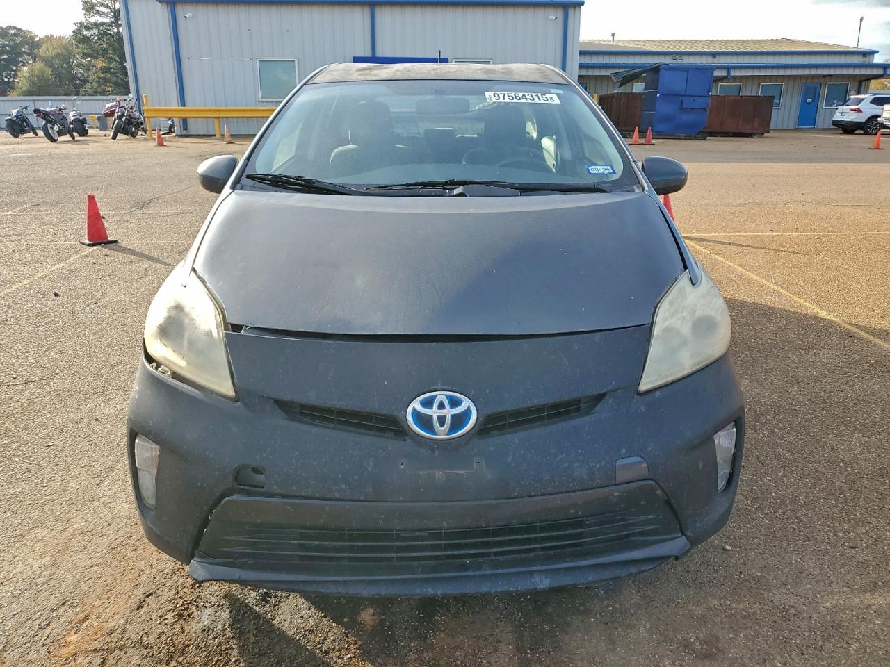 2013 TOYOTA PRIUS photo 5