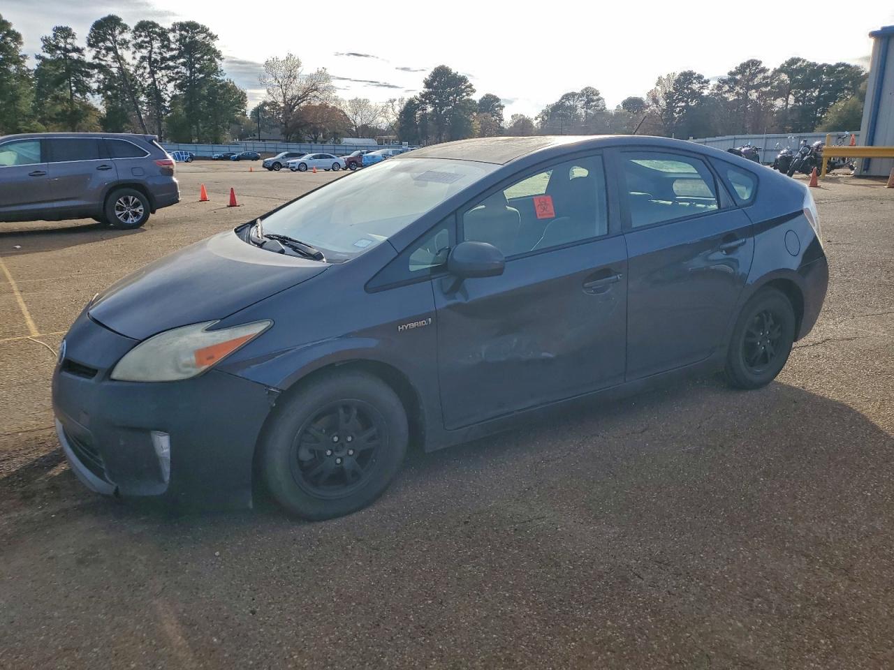 2013 TOYOTA PRIUS