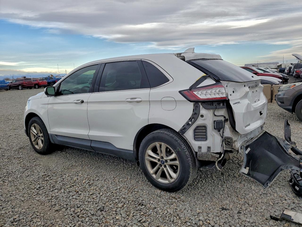 2017 FORD EDGE SEL photo 2