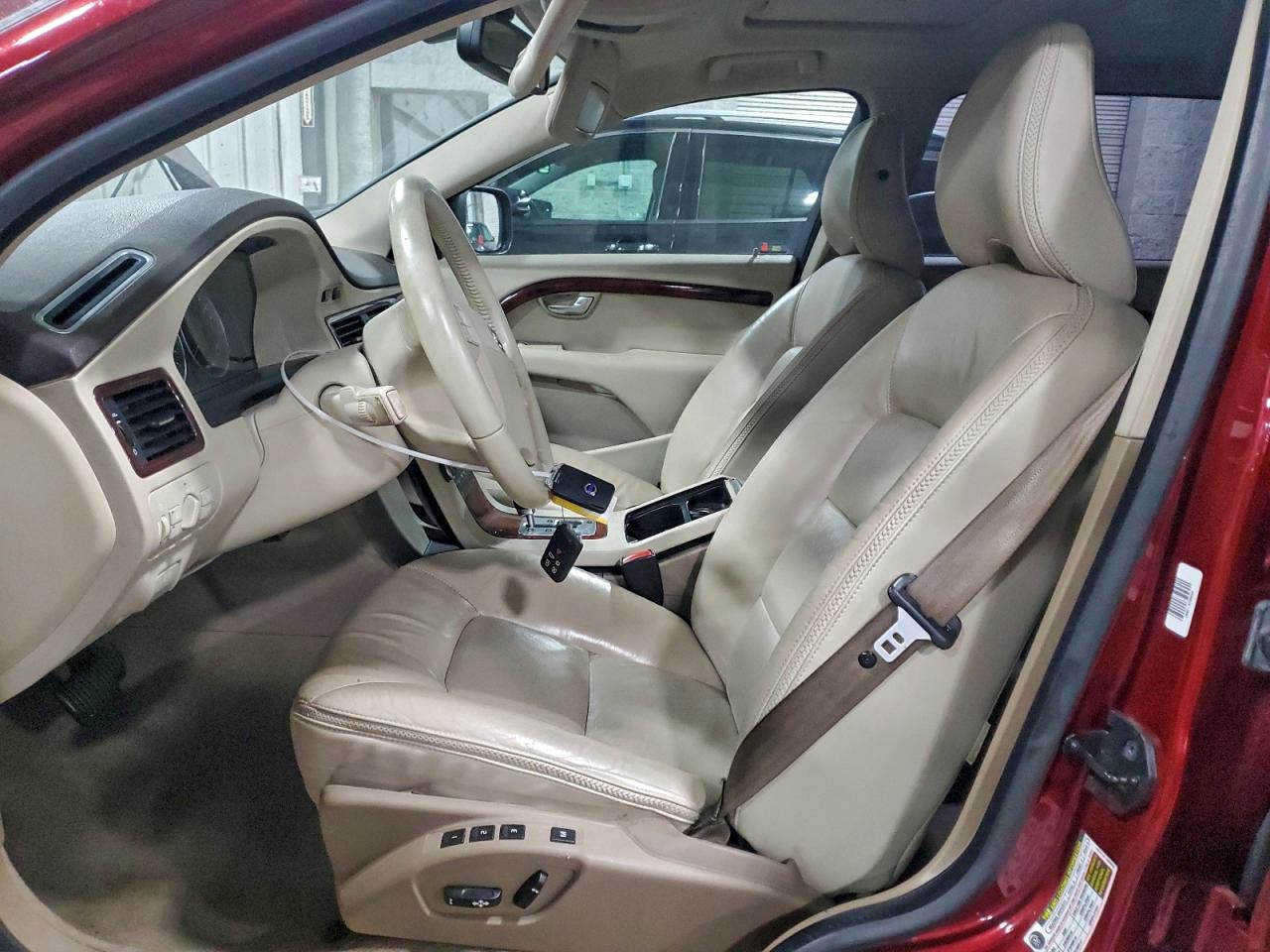 2008 VOLVO XC70 photo 13
