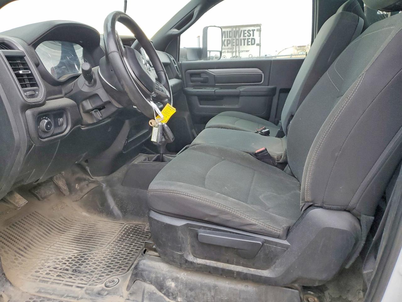 2022 RAM 3500 FLATBED TRUCK photo 7