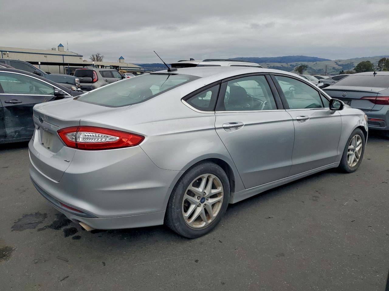 2015 FORD FUSION SE photo 3