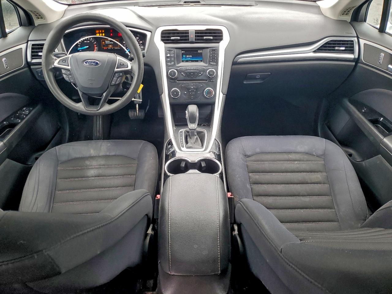 2015 FORD FUSION SE photo 8