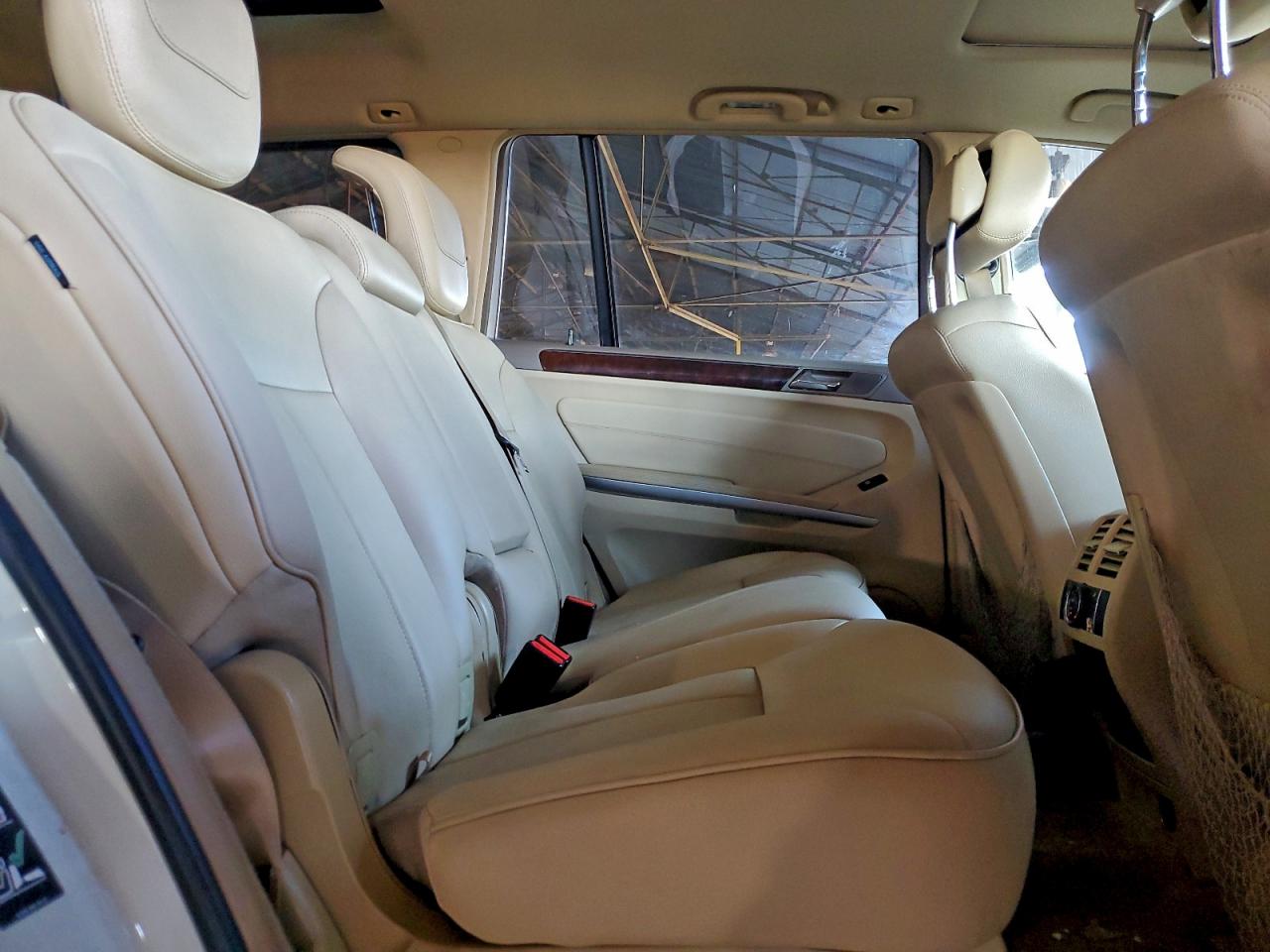 2011 MERCEDES-BENZ GL 450 4MATIC photo 31