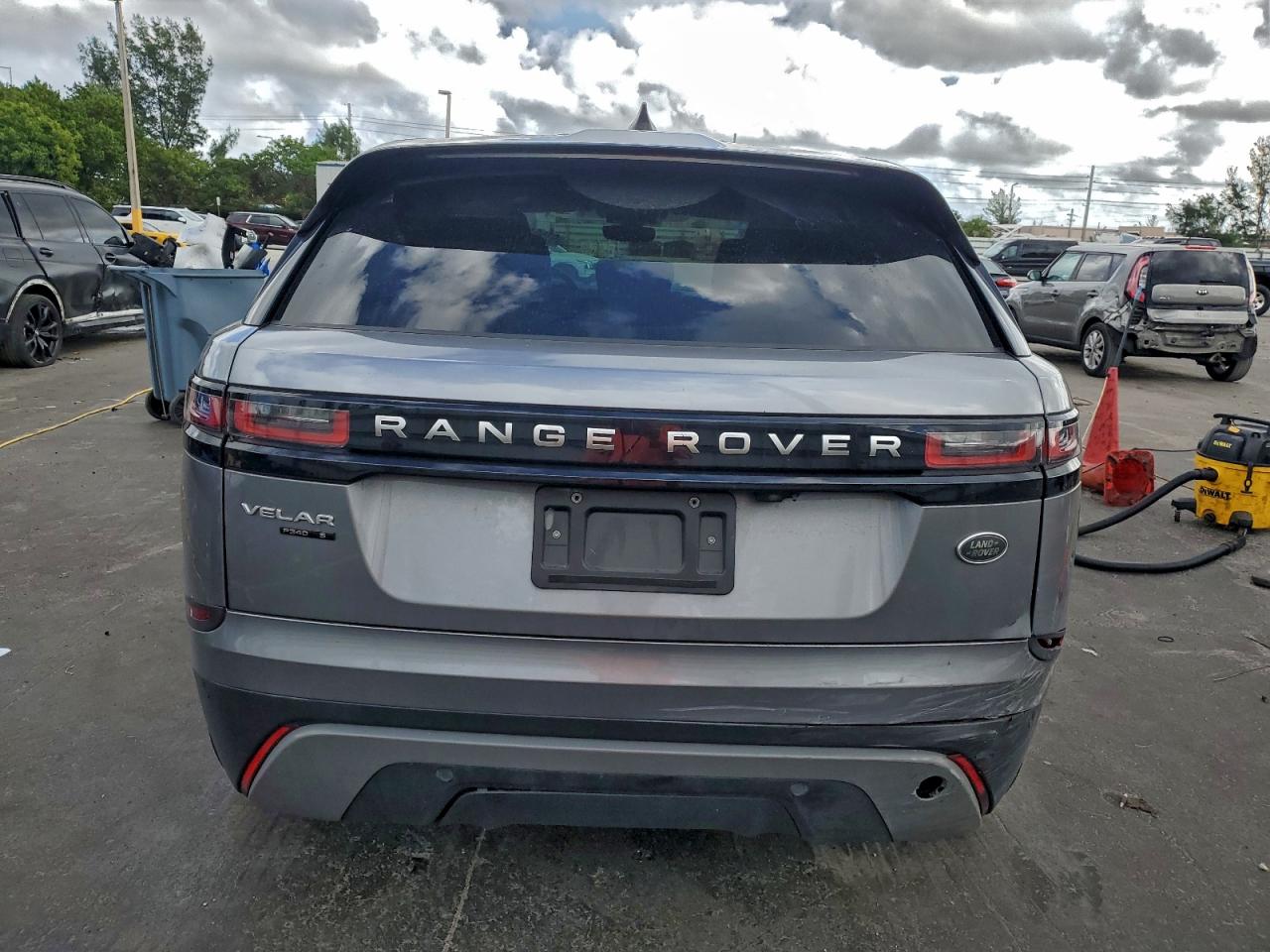 2020 LAND ROVER RANGE ROVER VELAR S photo 11