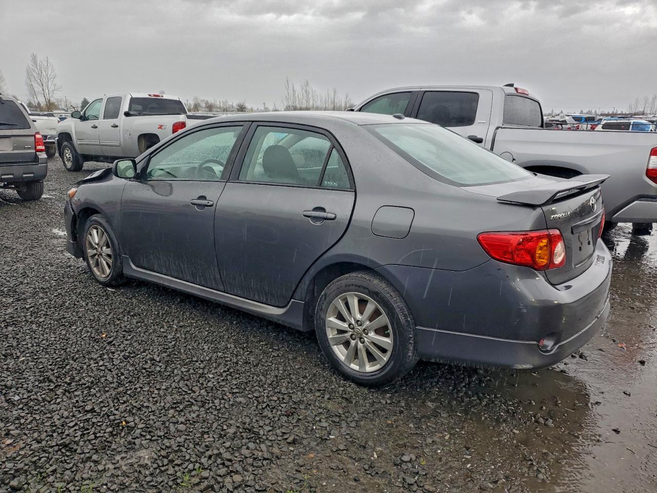 2010 TOYOTA COROLLA BASE photo 2