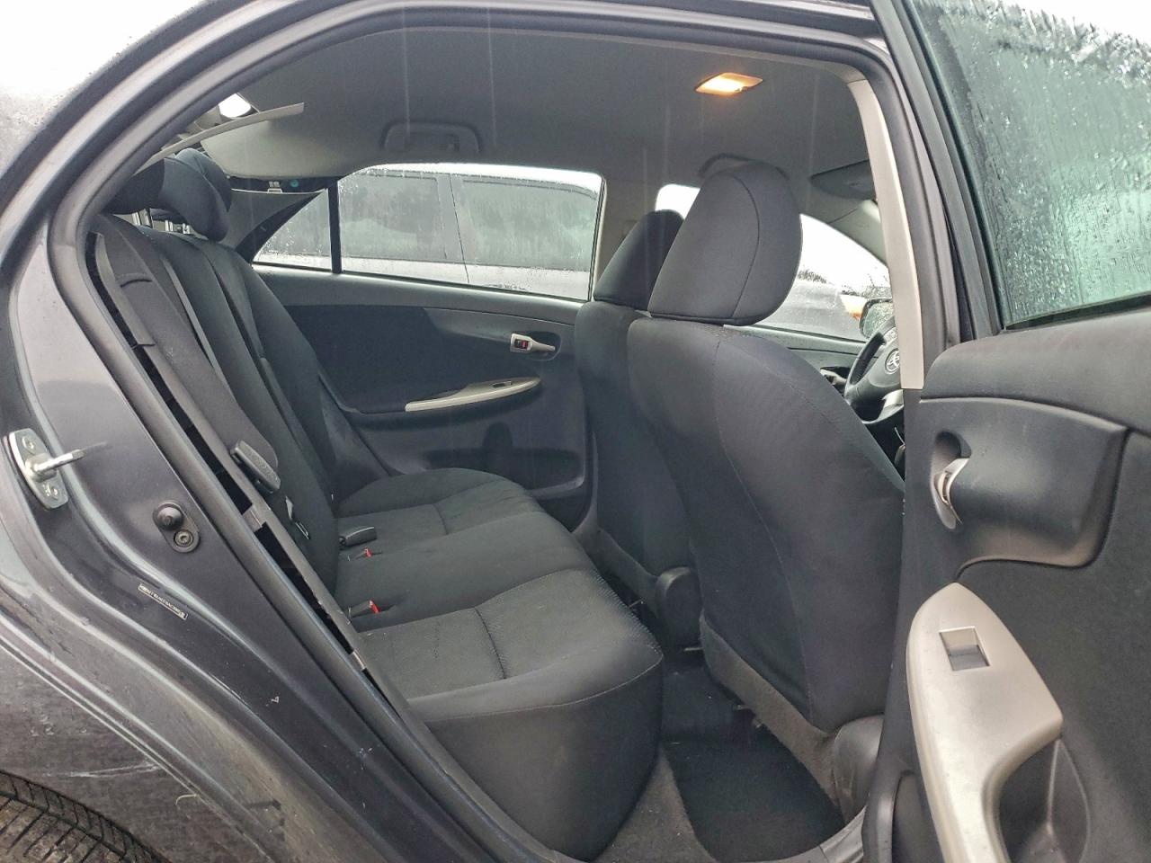 2010 TOYOTA COROLLA BASE photo 10