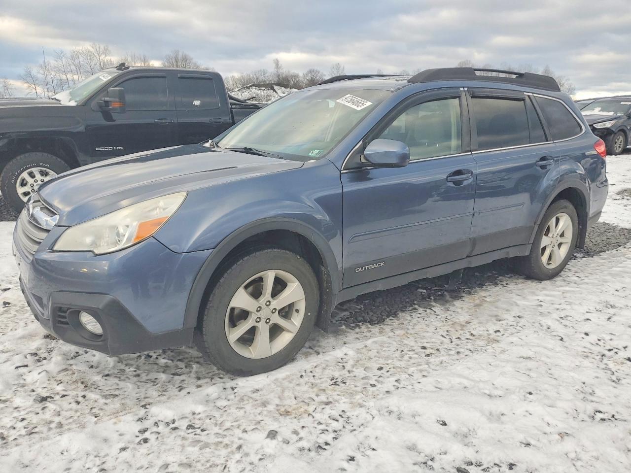 2014 SUBARU OUTBACK