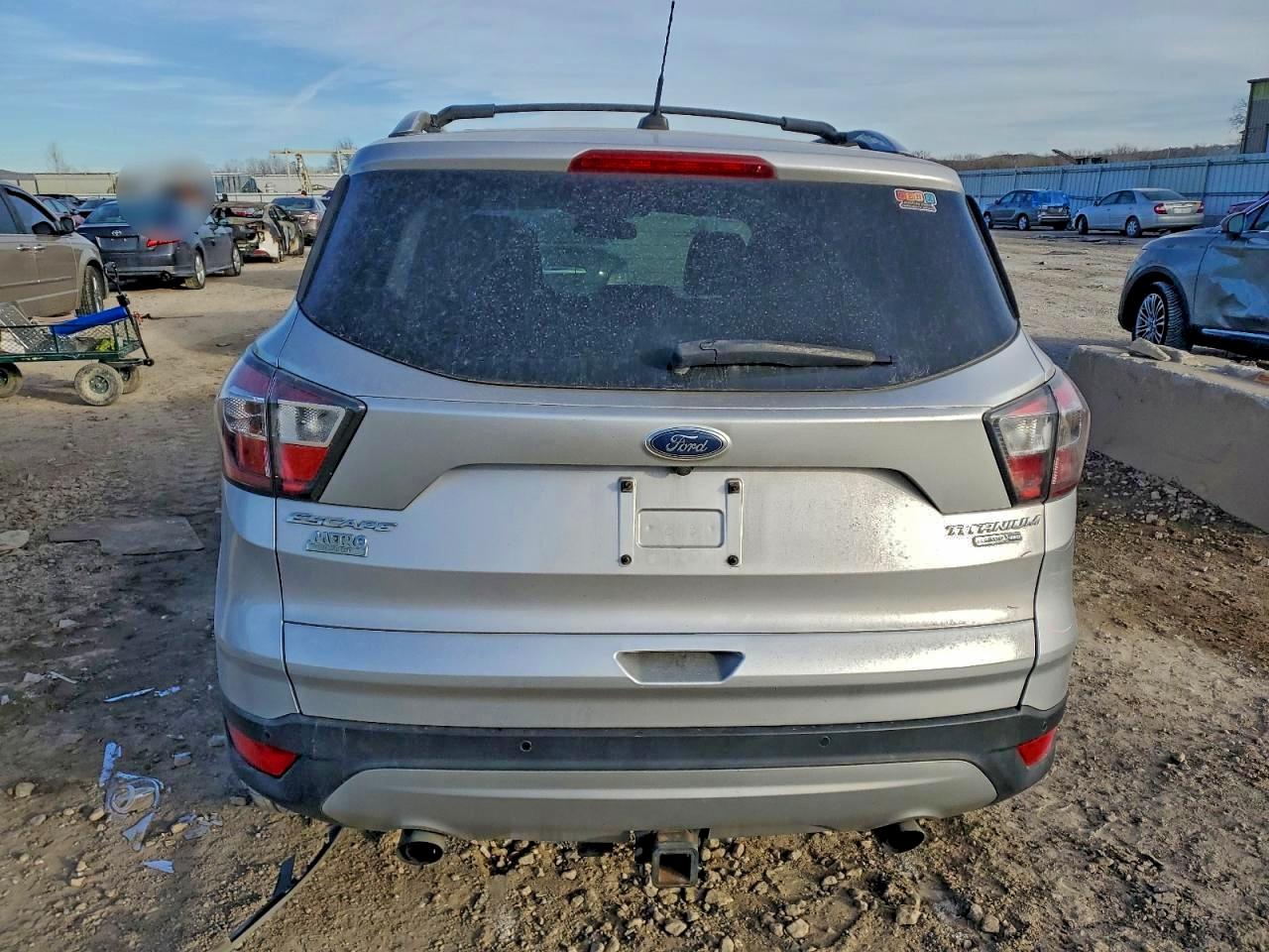 2017 FORD ESCAPE TITANIUM photo 6