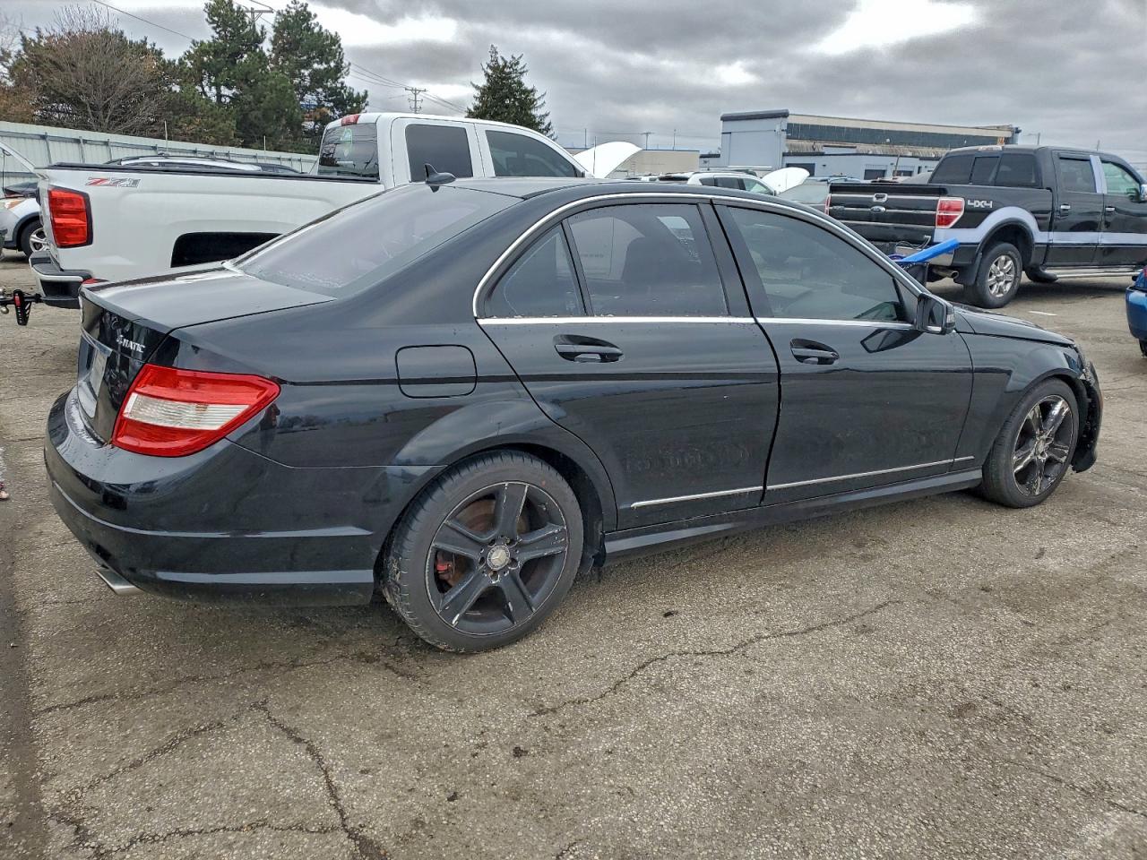 2011 MERCEDES-BENZ C 300 4MATIC photo 3
