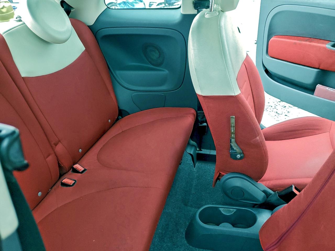 2013 FIAT 500 POP photo 19