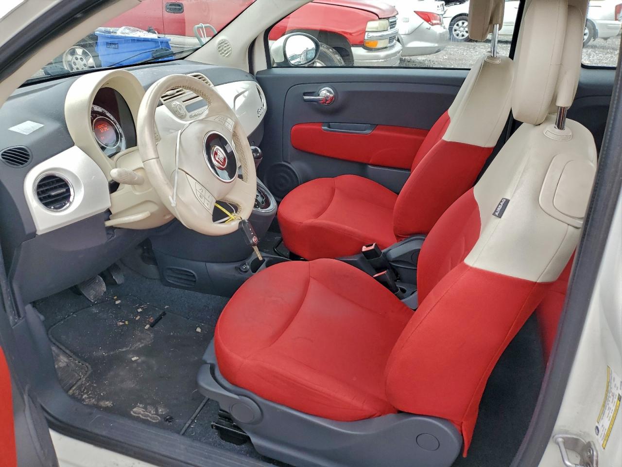 2013 FIAT 500 POP photo 13