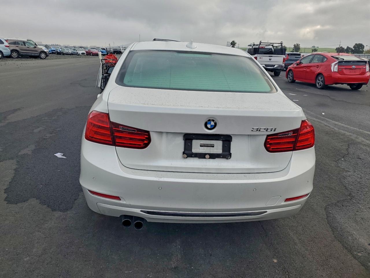 2013 BMW 328 I photo 16