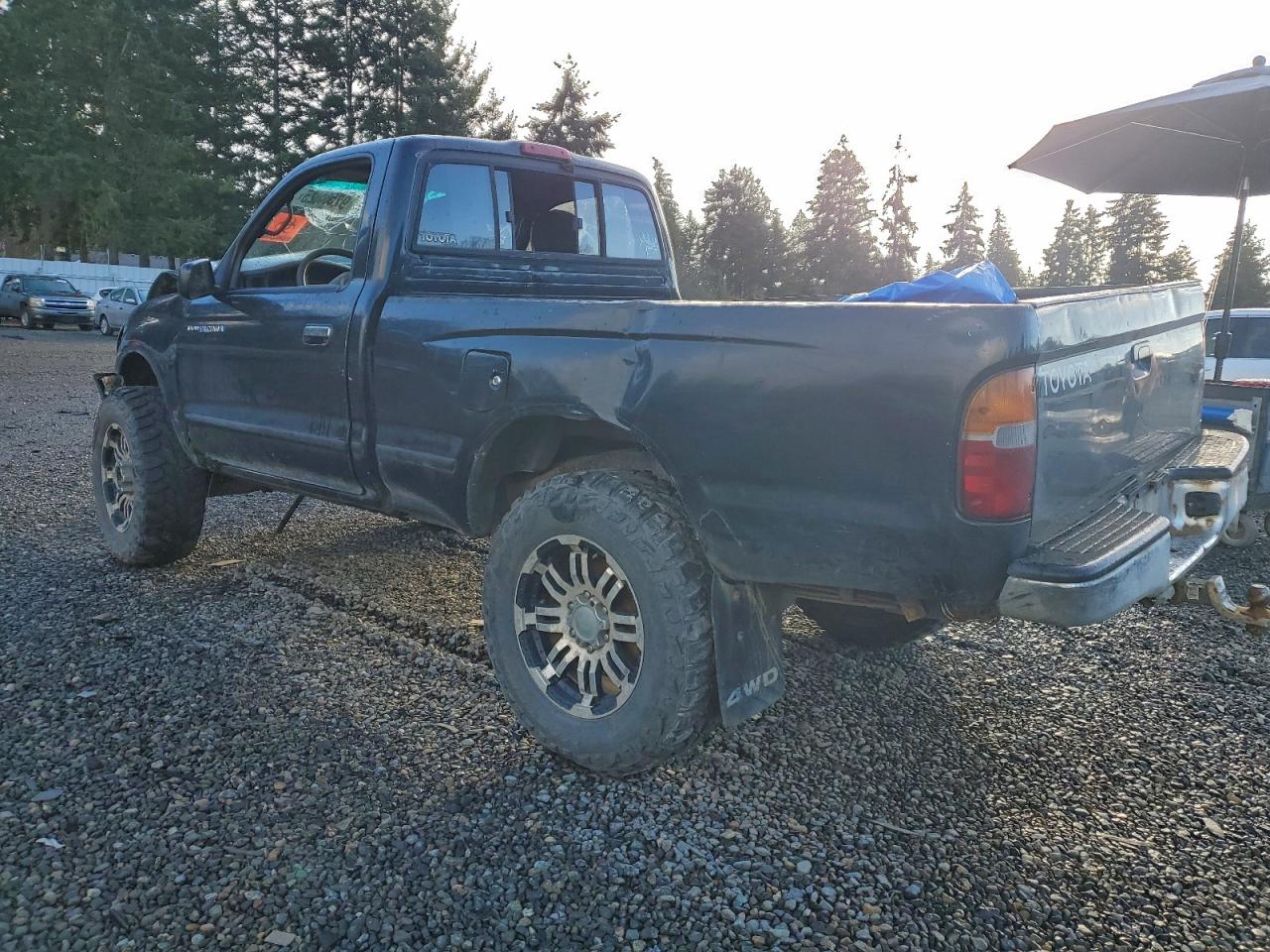 1999 TOYOTA TACOMA photo 2