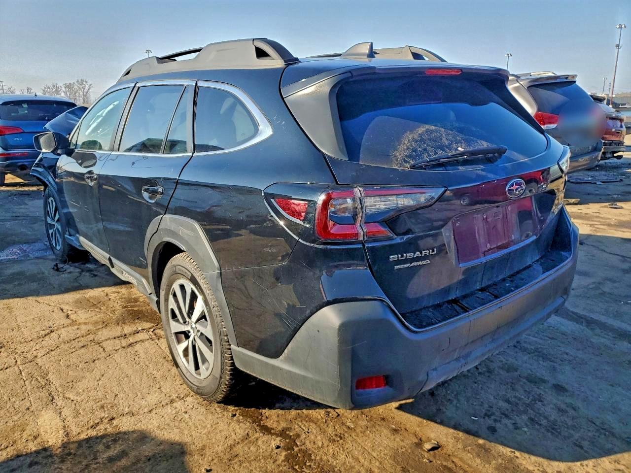 2025 SUBARU OUTBACK PREMIUM photo 3