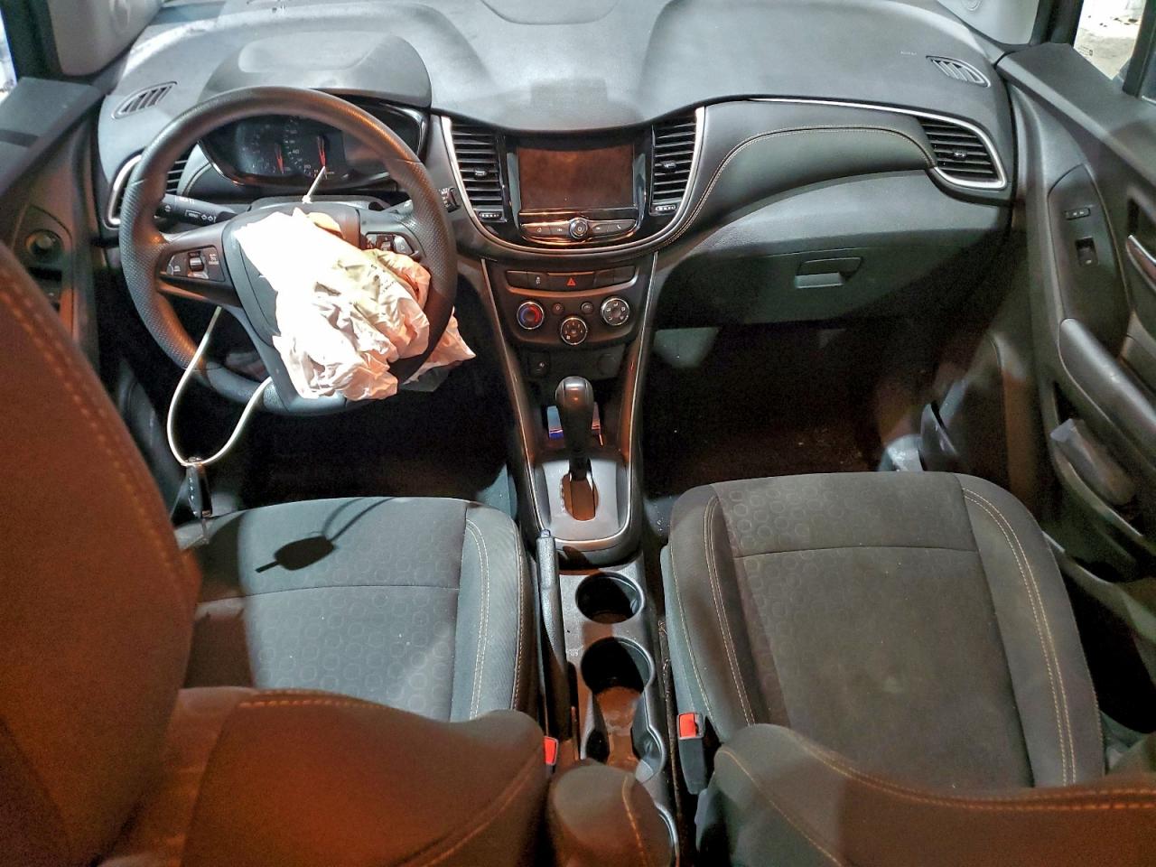 2020 CHEVROLET TRAX LS photo 8