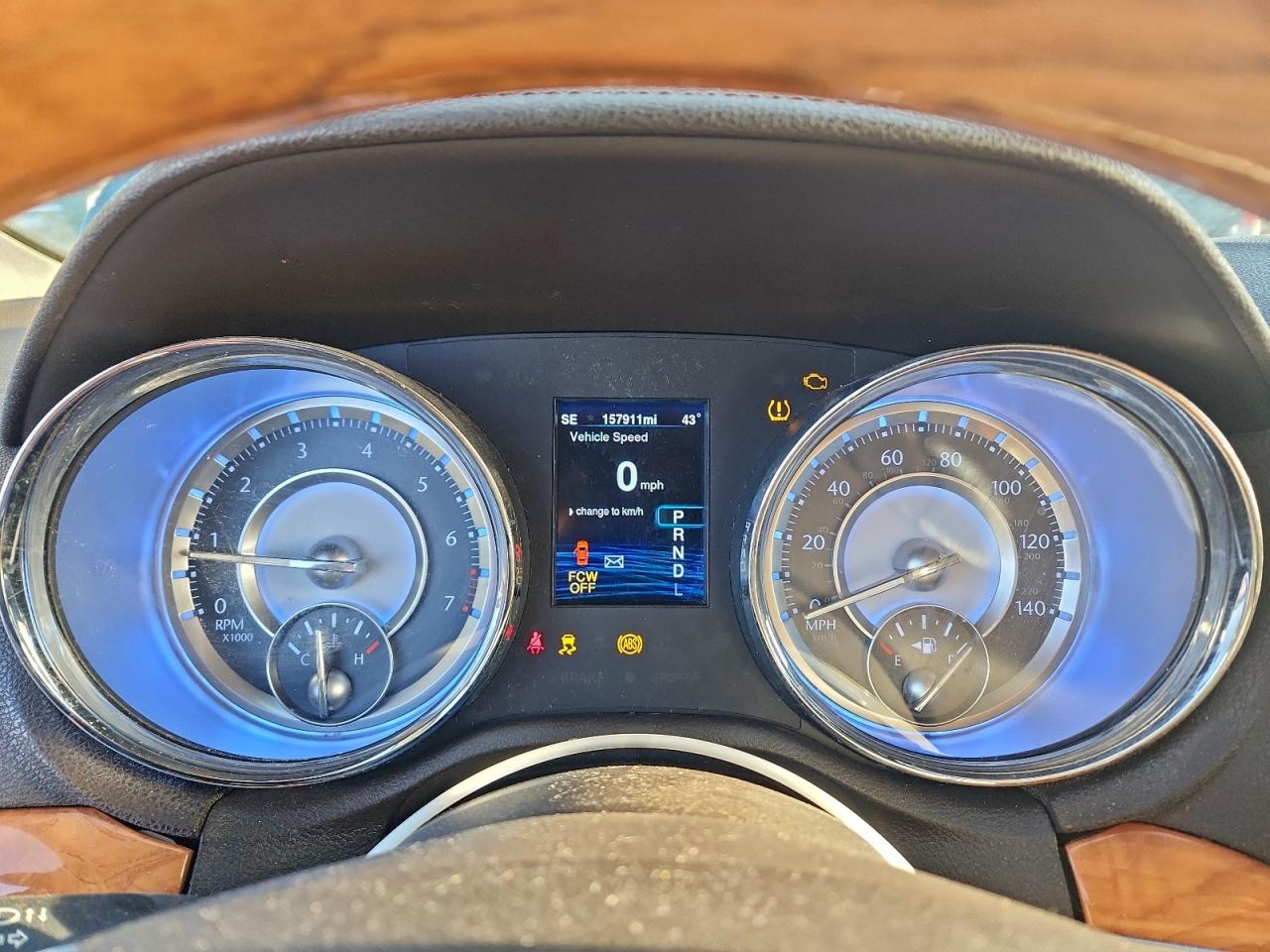 2013 CHRYSLER 300C photo 9
