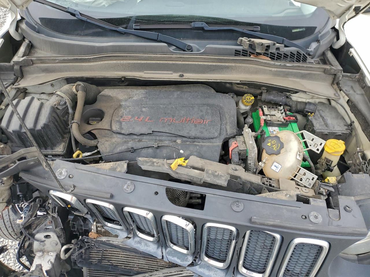 2017 JEEP RENEGADE LATITUDE photo 12