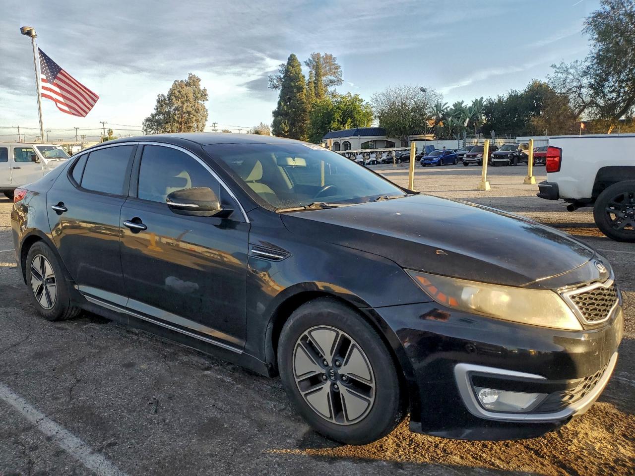 2012 KIA OPTIMA HYBRID photo 4