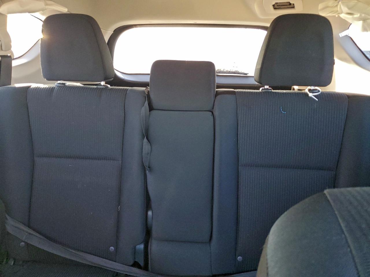 2016 TOYOTA RAV4 LE photo 10