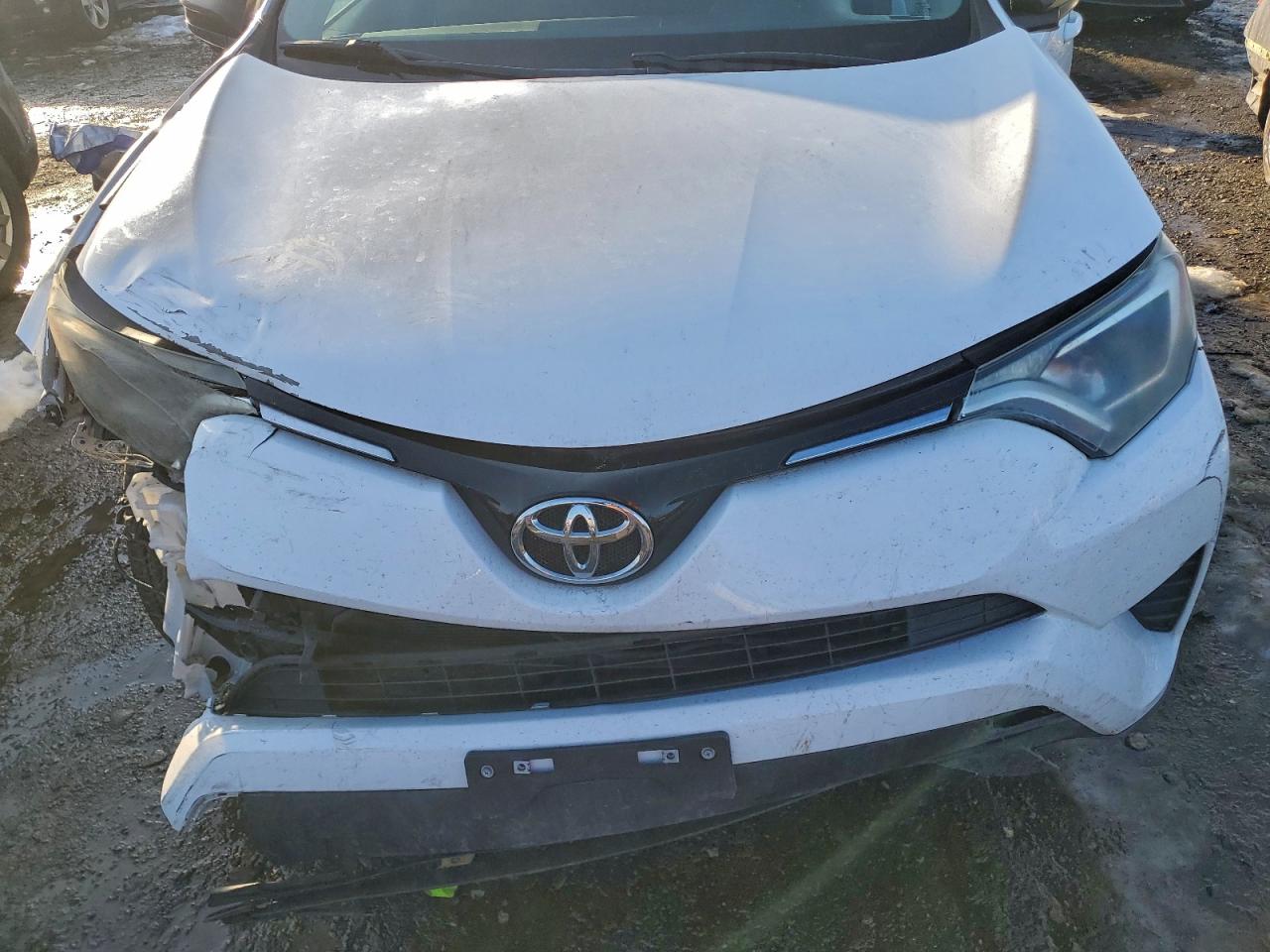 2016 TOYOTA RAV4 LE photo 12