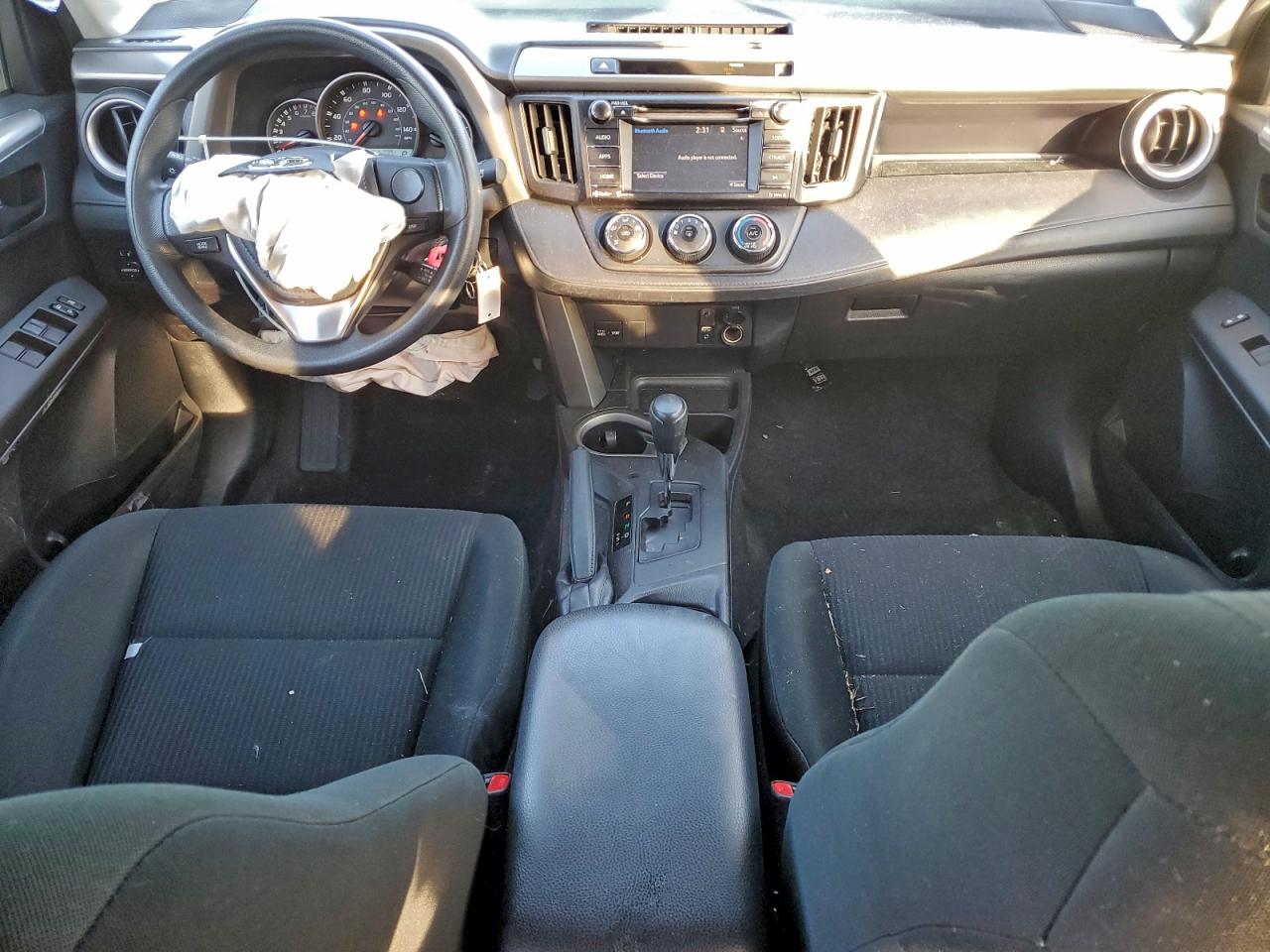 2016 TOYOTA RAV4 LE photo 8
