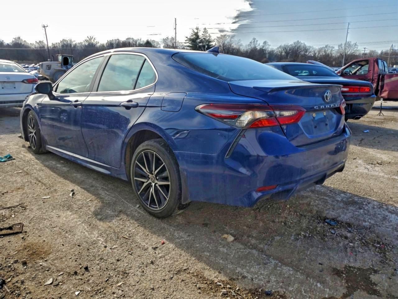 2024 TOYOTA CAMRY SE NIGHT SHADE photo 2